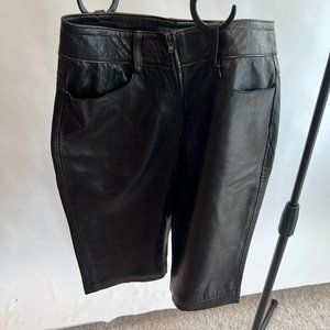 Banana Republic Real Genuine Leather Mid-Waist Cutoff Shorts, size 0